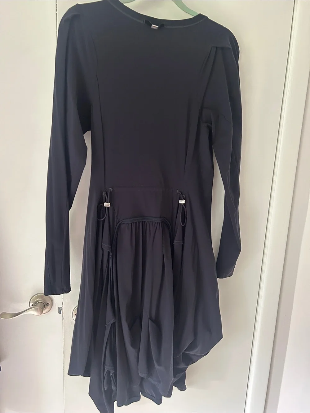 N/A elegant black