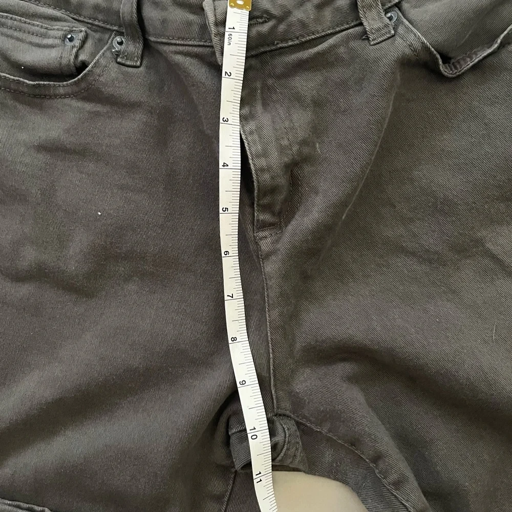 Kenneth Cole Reaction Five Pocket Grey Denim Jeans