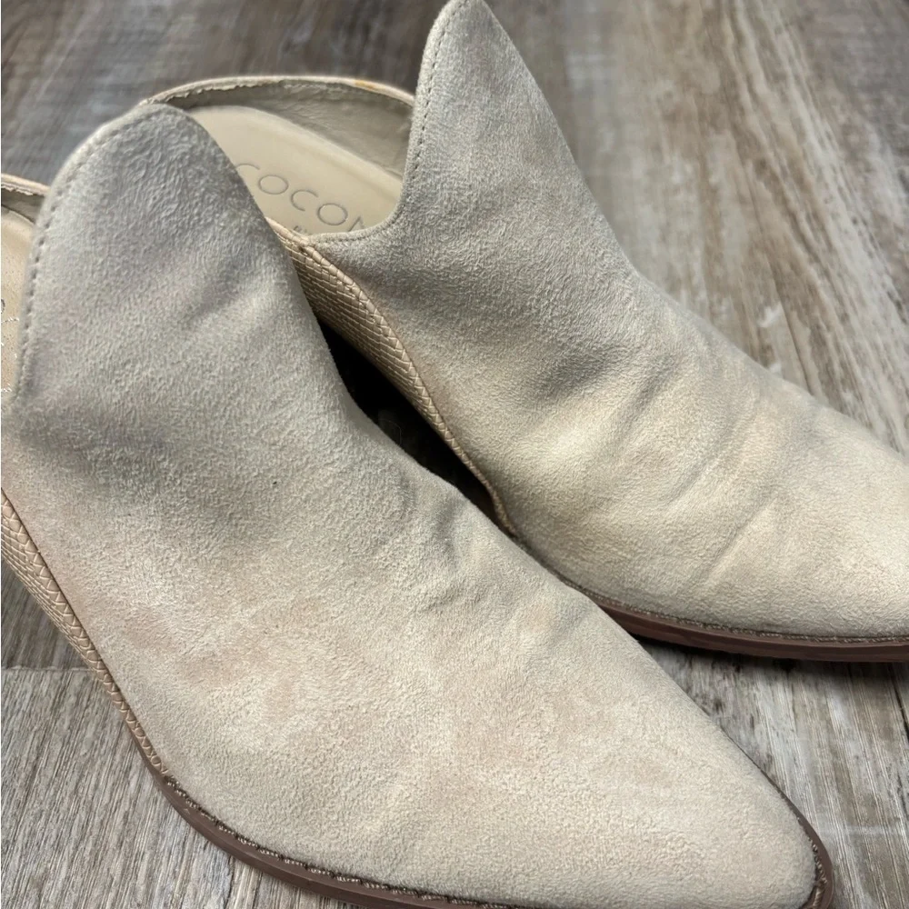 Coconuts by Matisse Leave It Suede Mule Cowgirl Booties