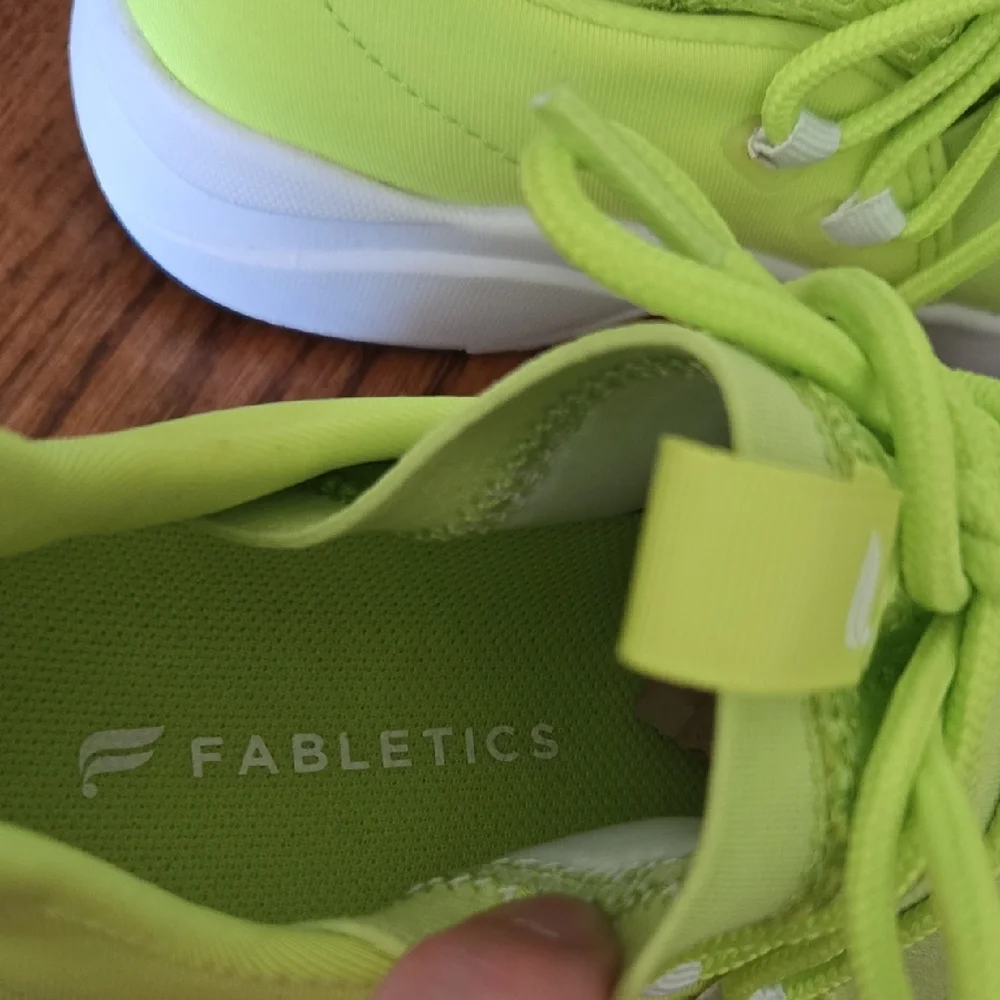 Fabletics Size 6 Bright Lime Green Athletic Outdoor Gym Sneakers