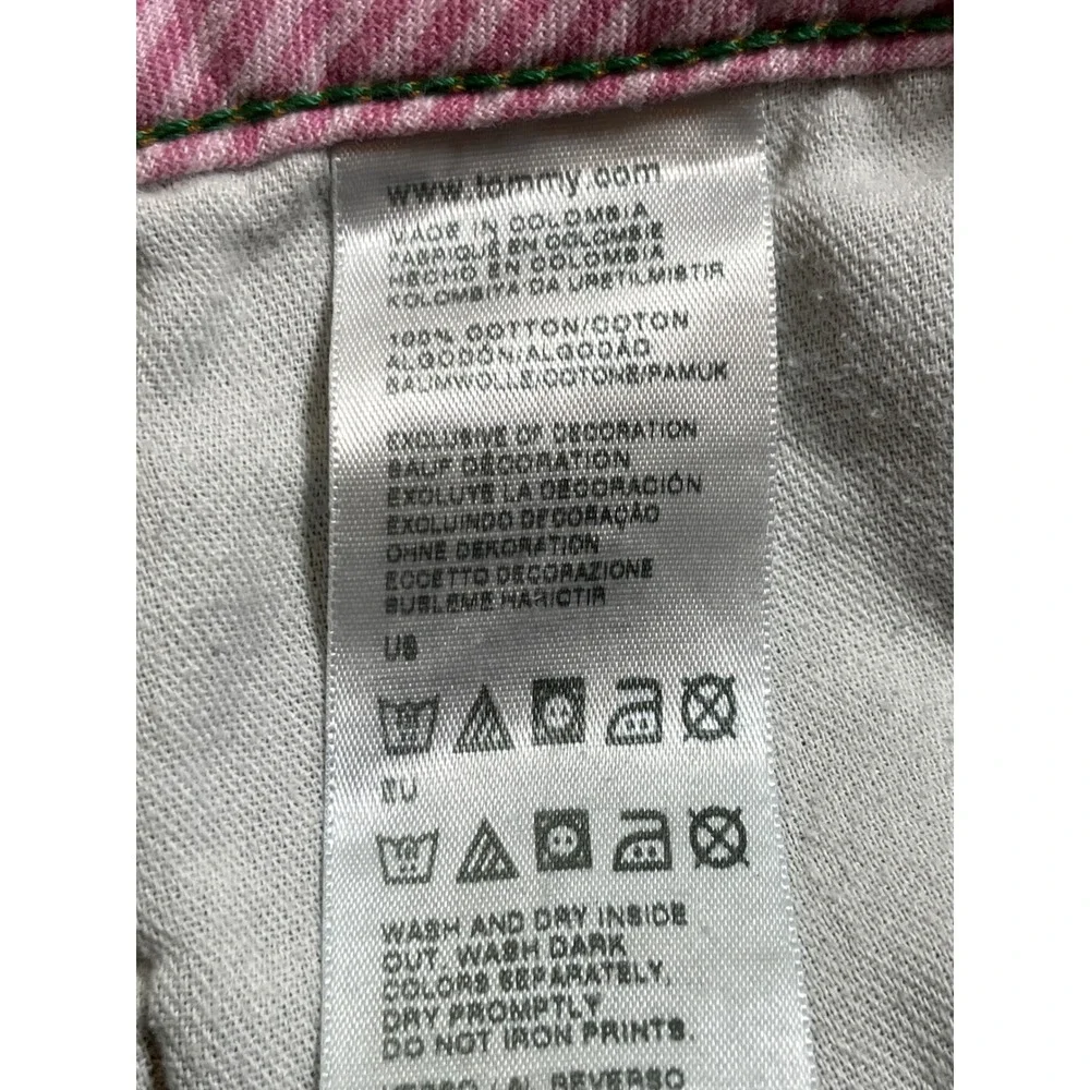Tommy Hilfiger message free closet