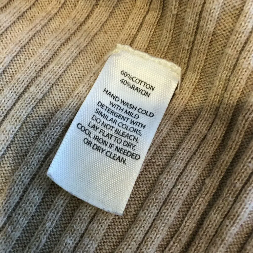 White House Black Market ribbed knit arms