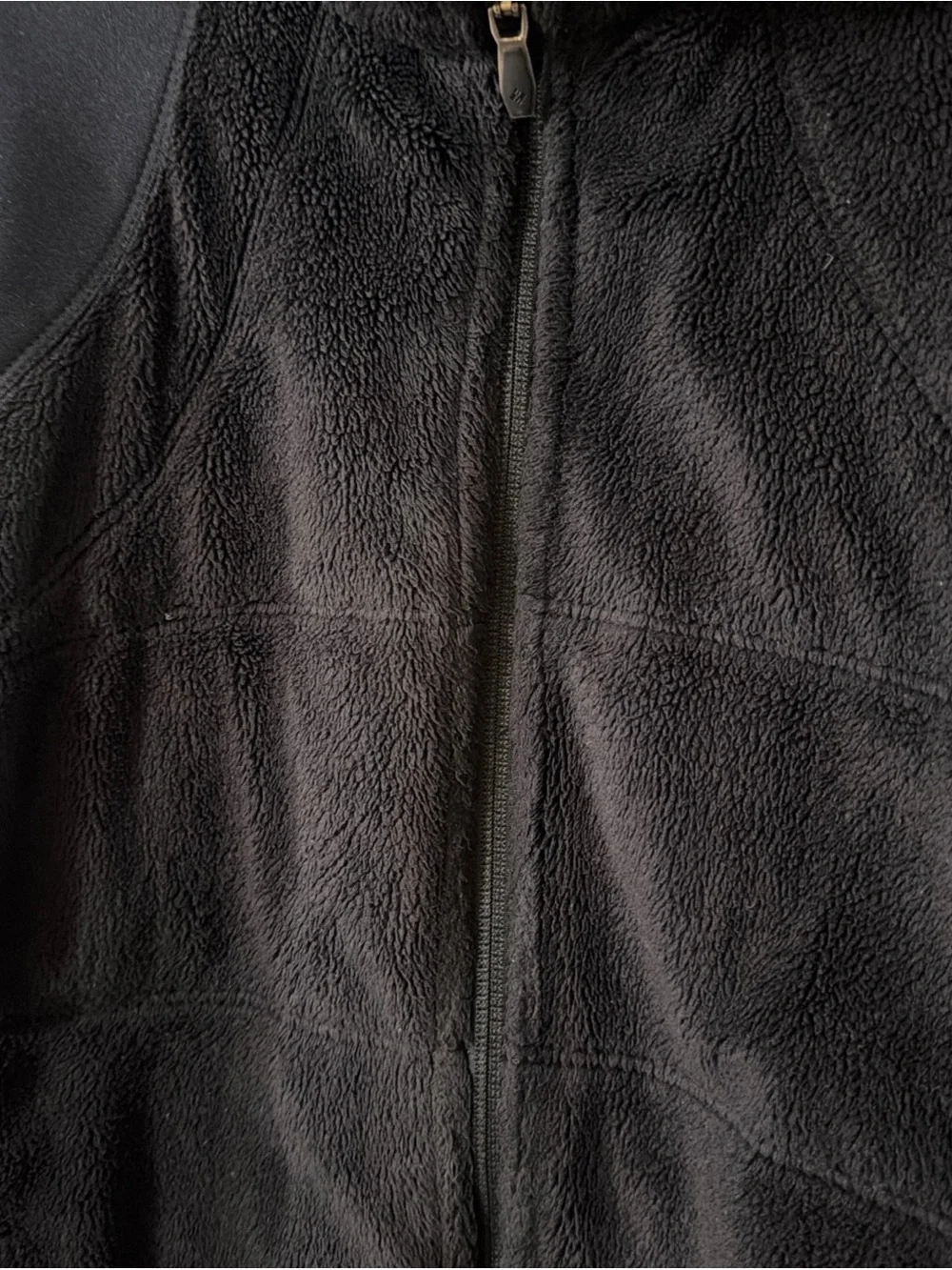 Columbia colombia black
