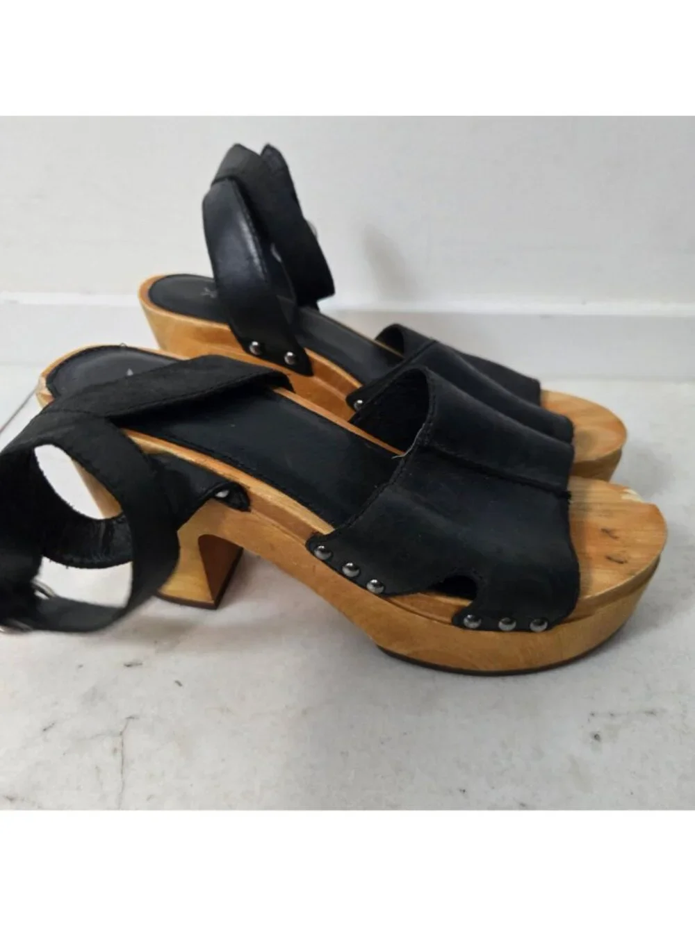Frye women size