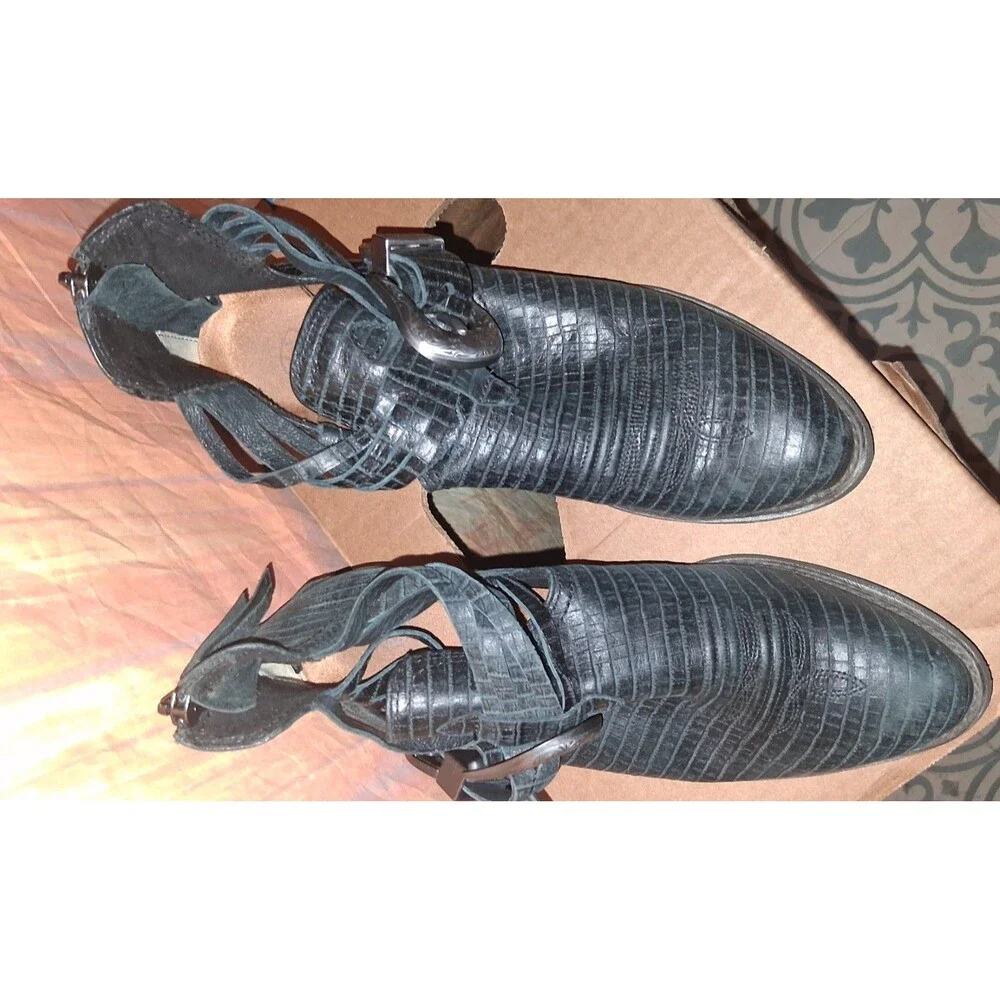 Ariat these black