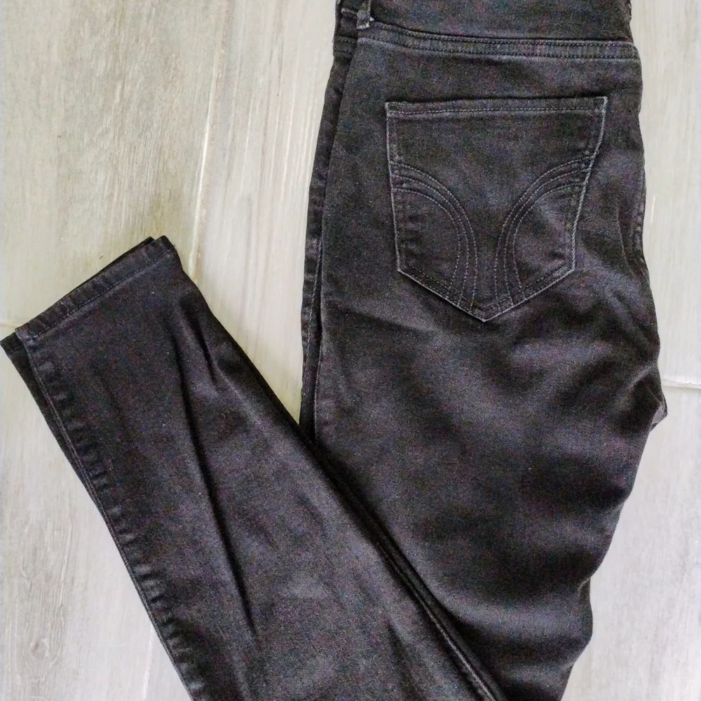 Hollister these skinny