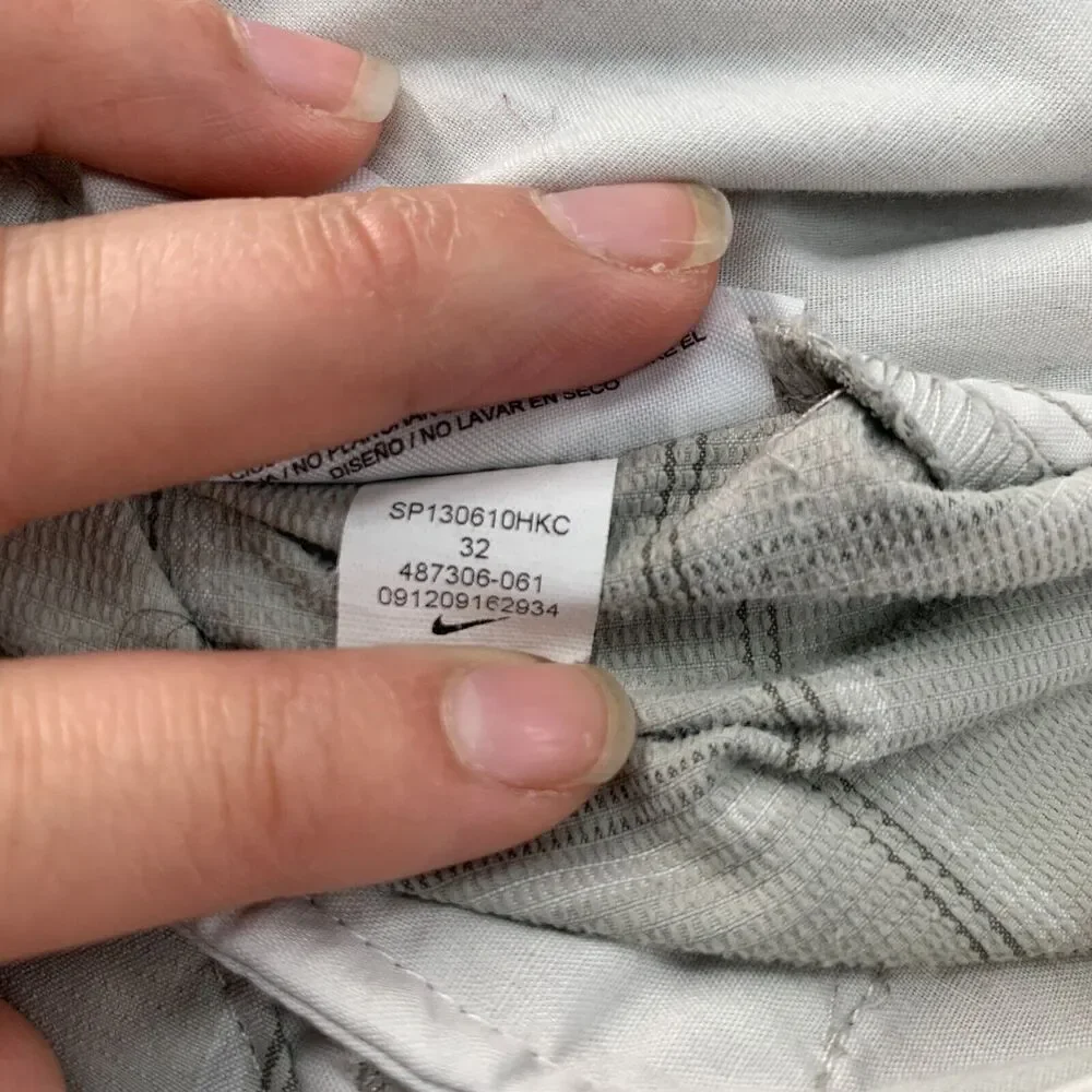 Nike Golf Shorts Mens 36 Beige Check Plaid Stretch Flat Front Lightweight Chino