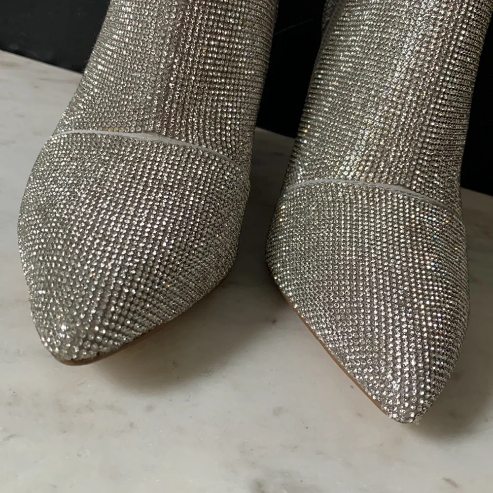 Madden Girl Flex-r Pointed Toe Block Heel Rhinestone Embellished Ankle  …