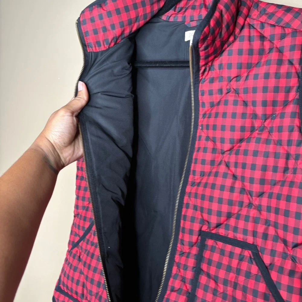J.Crew Womens Red Navy Buffalo Check Quilted Down Excursion Vest Small 02533