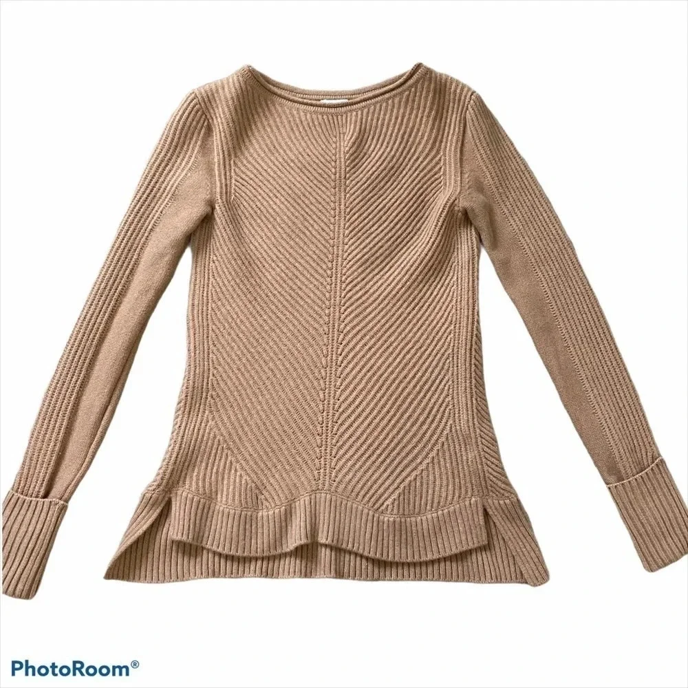 Vince multidirectional ribbing