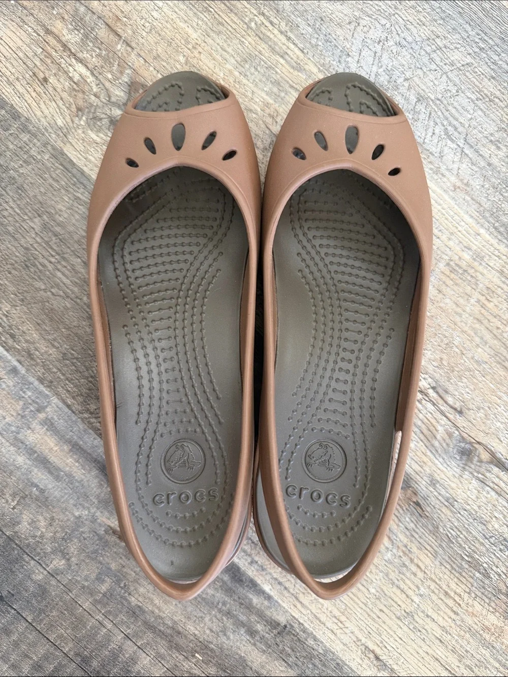 CROCS excellent unworn