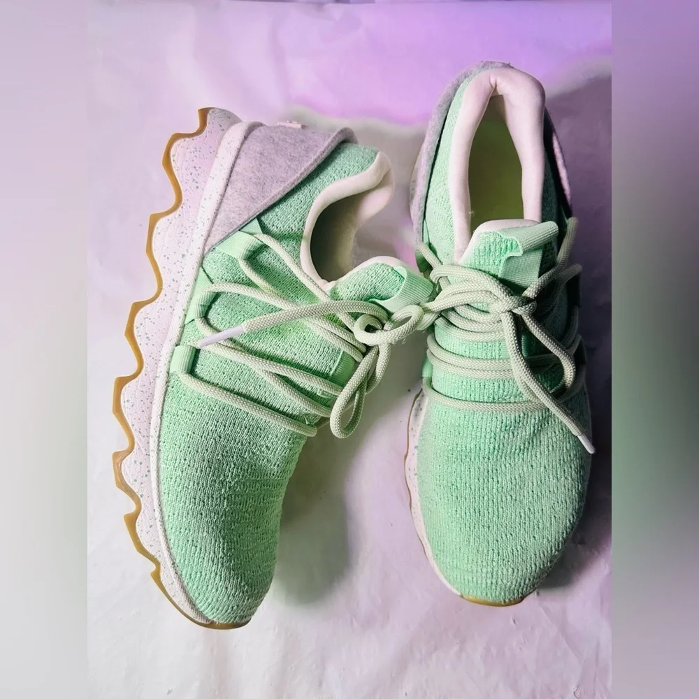 Sorel mint green