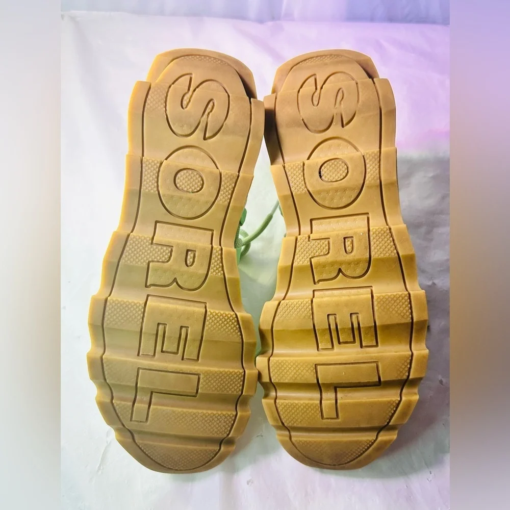 Sorel mint green