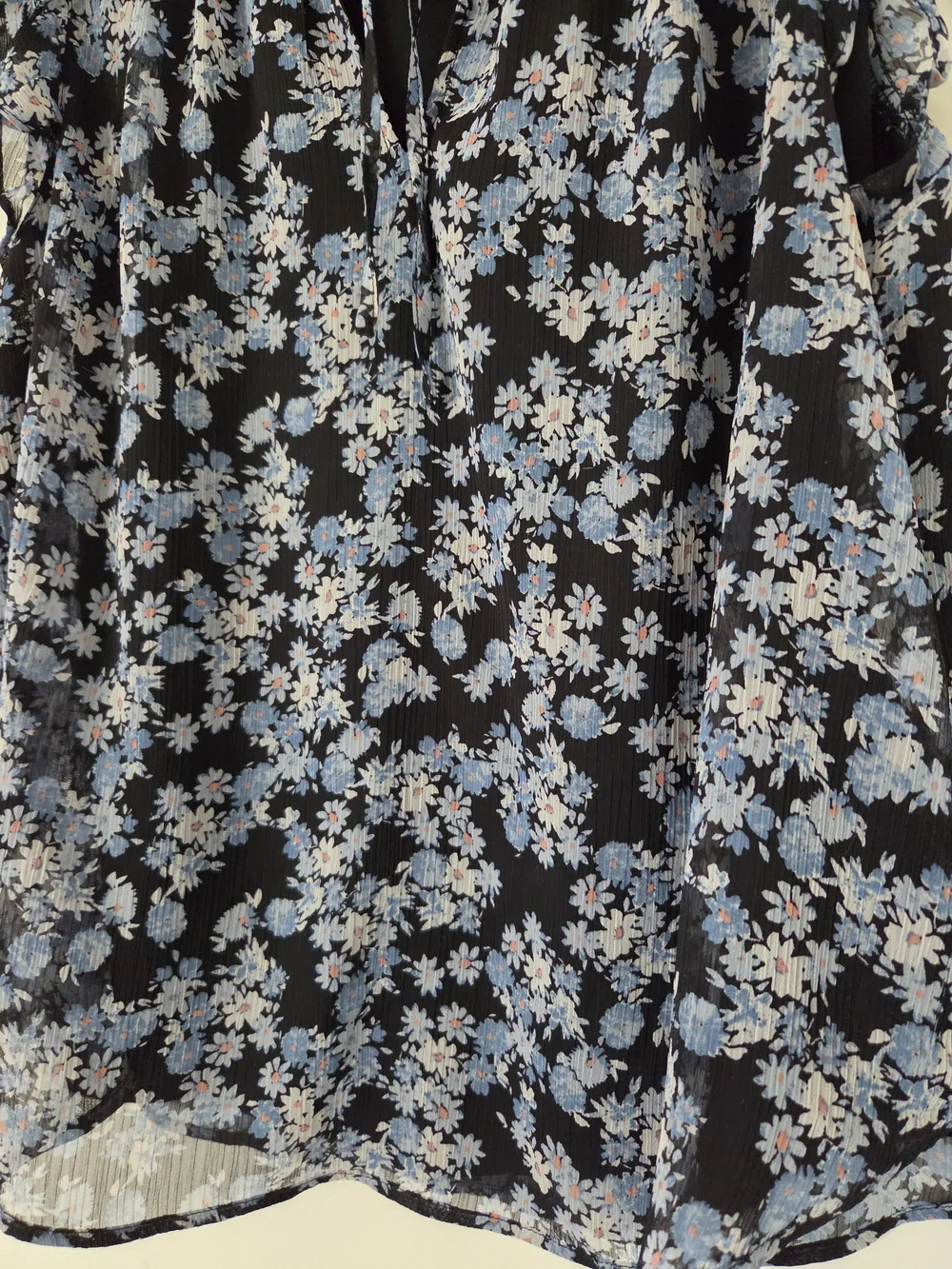 LOFT Navy Blue Floral Ruffle Sleeve Tie-Neck Blouse (M)