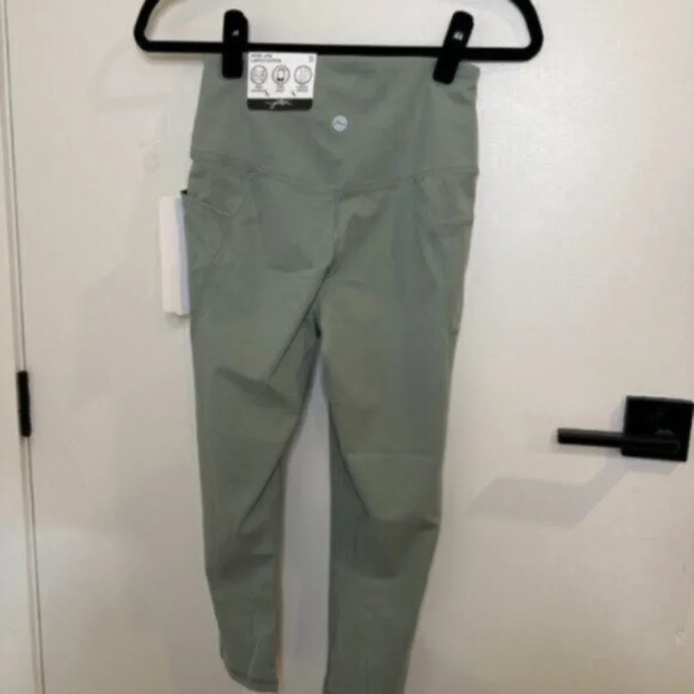 NWT X BY GOTTEX LAB inter-luxe women's legging Size Small