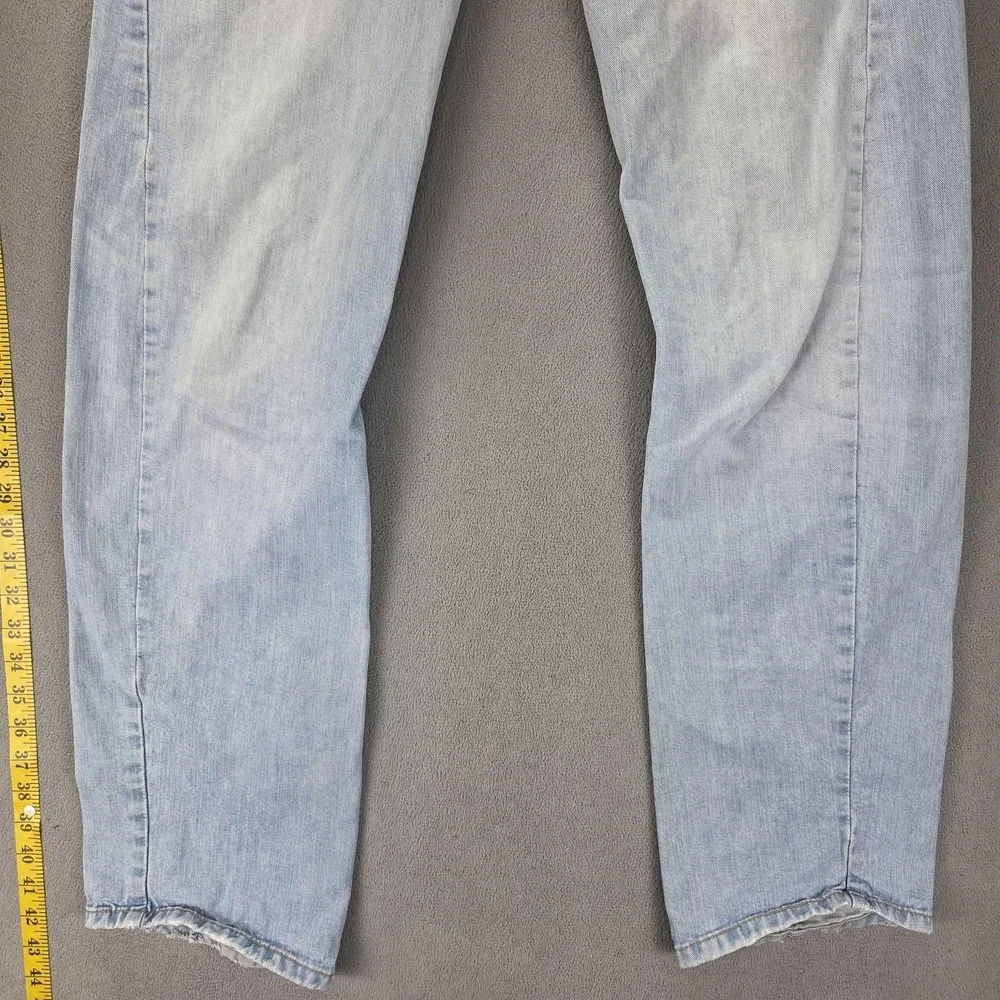 Levis 11767 important