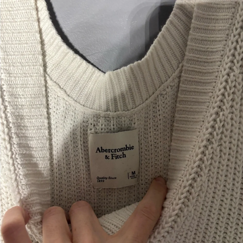 Abercrombie & Fitch Oversized Knit V Neck Sweater Vest Women’s Size Medium