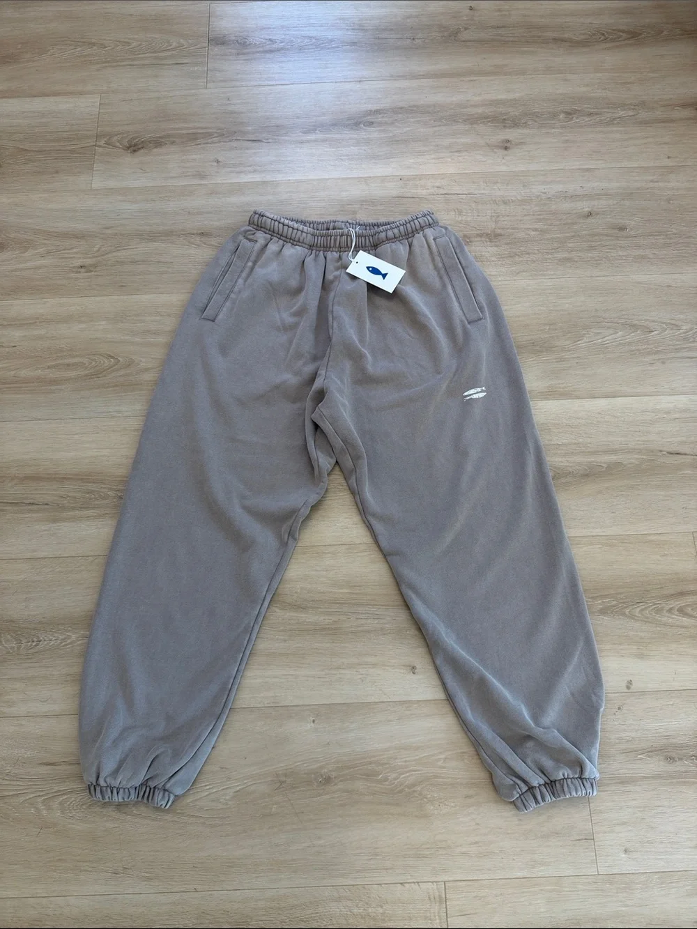 Pete Pareo soft taupe