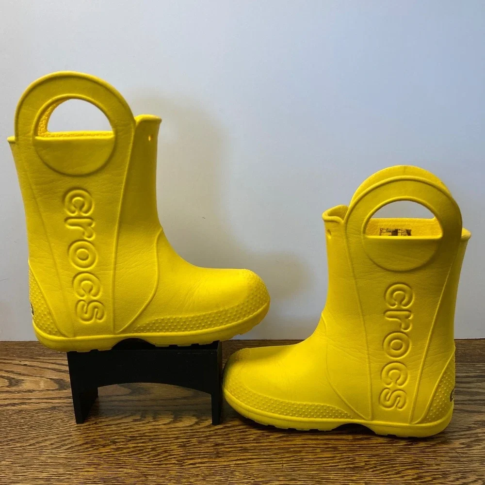 CROCS handle it