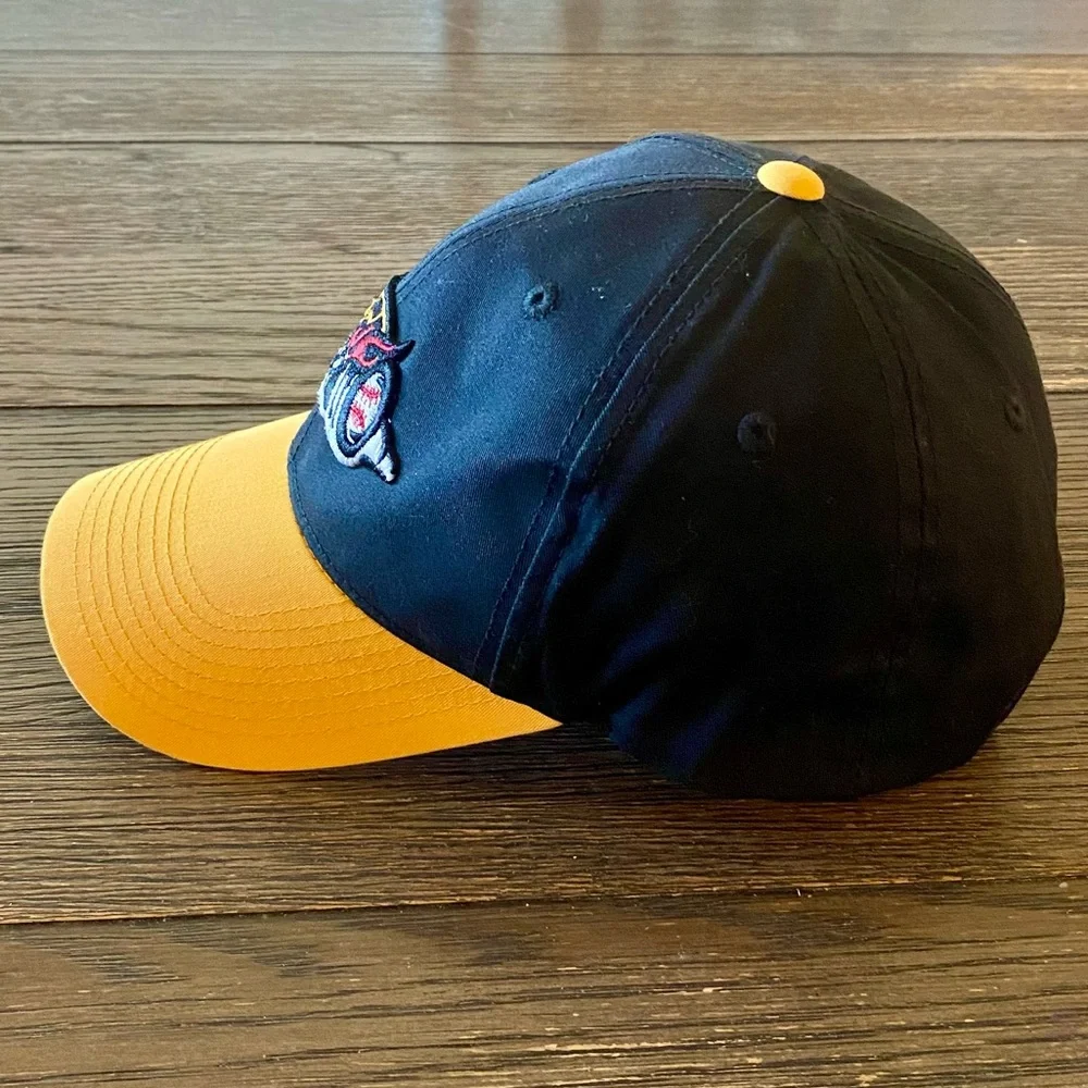 outdoor cap Company motor green