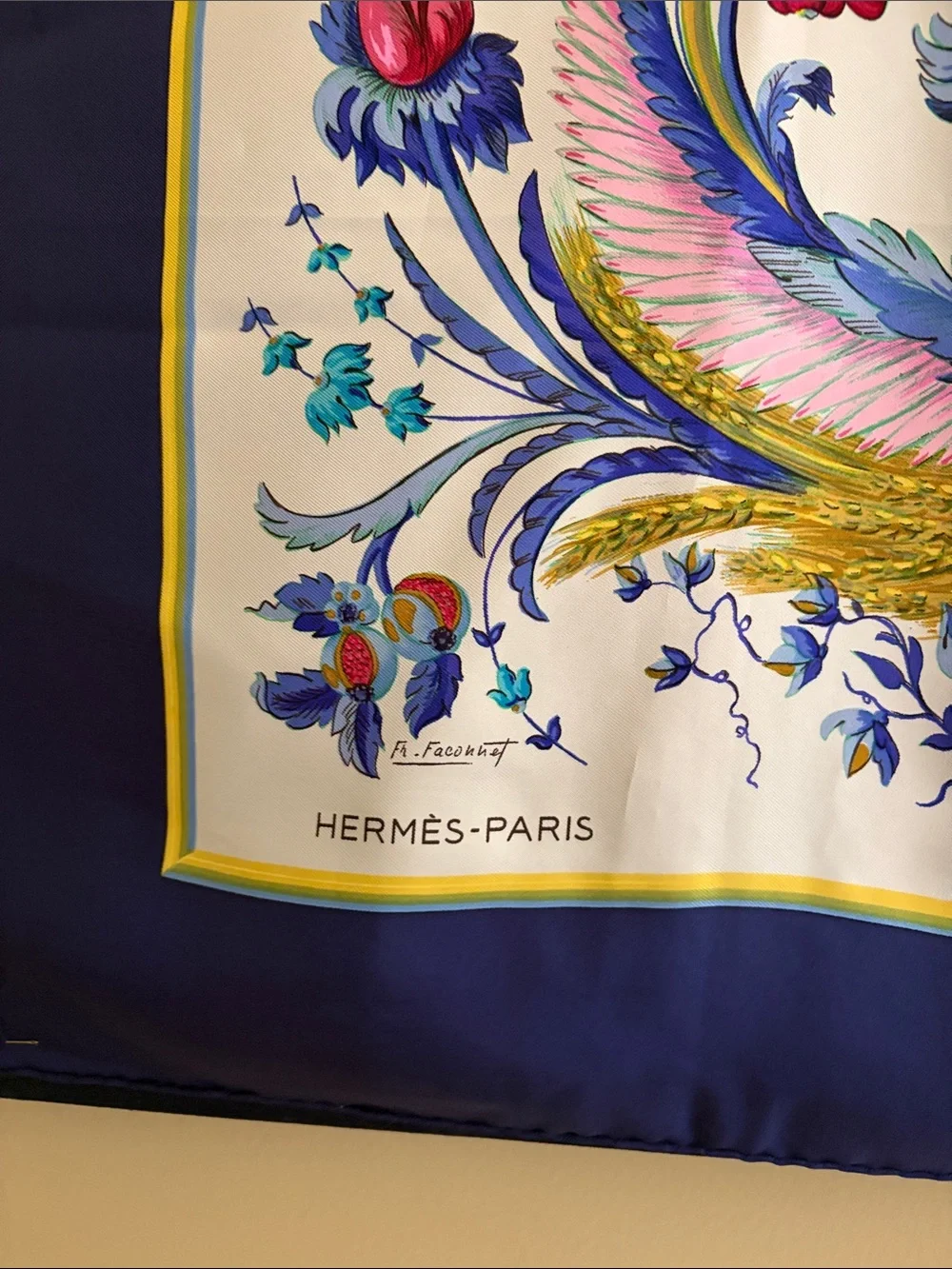 Hermes square elegant finish