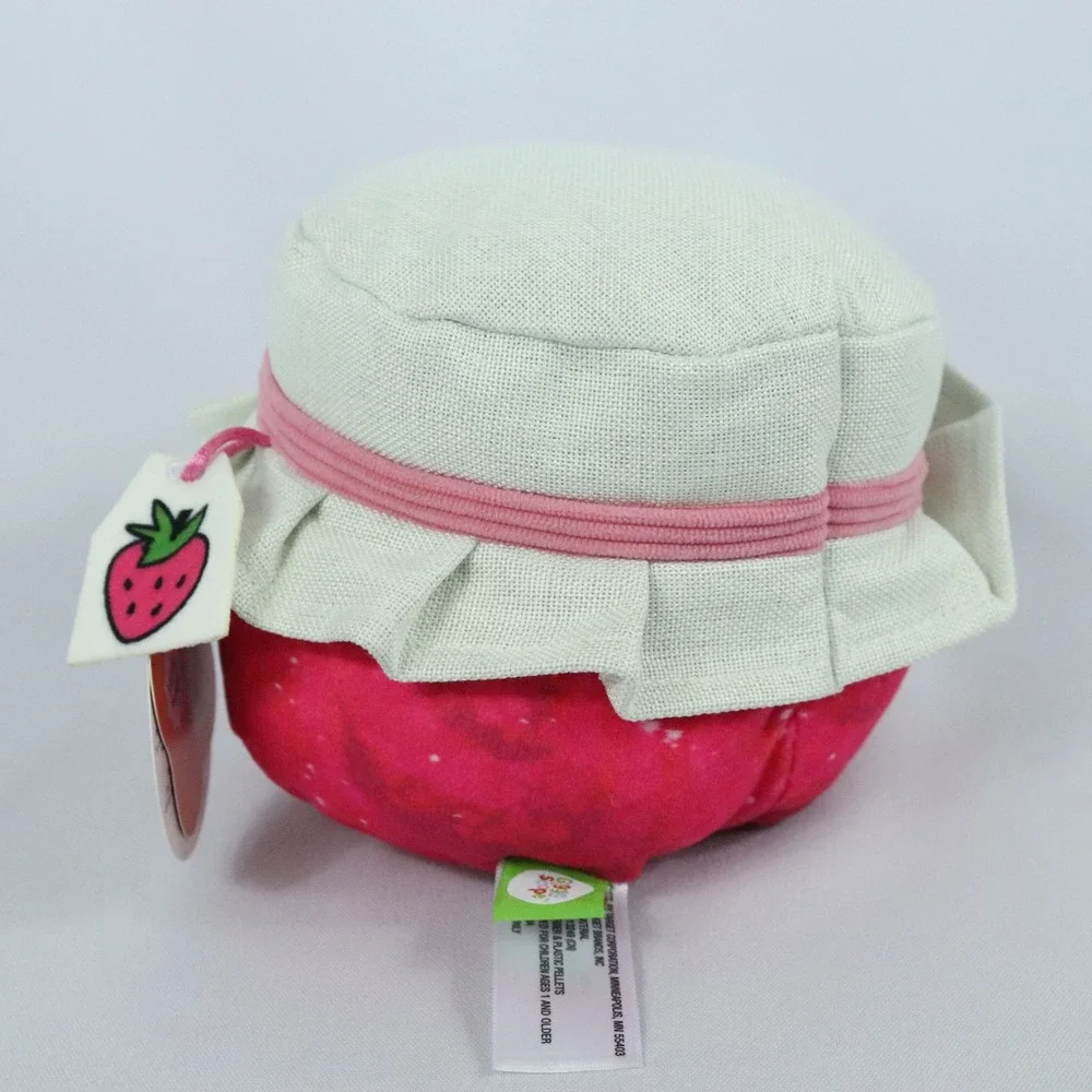 Gigglescape target strawberry