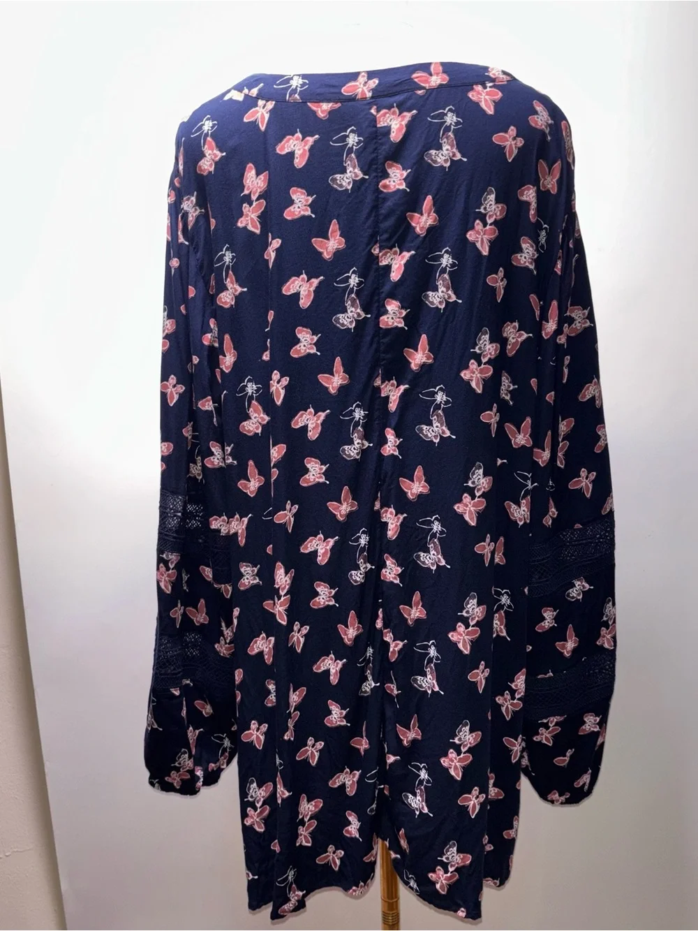 Lane Bryant Navy Button-Front Blouse with Butterfly Print Size 22/24