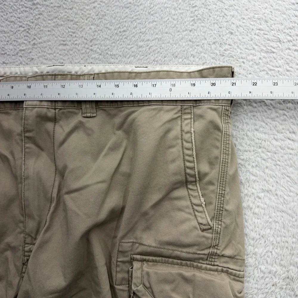 Polo Ralph Lauren or cargo lauren