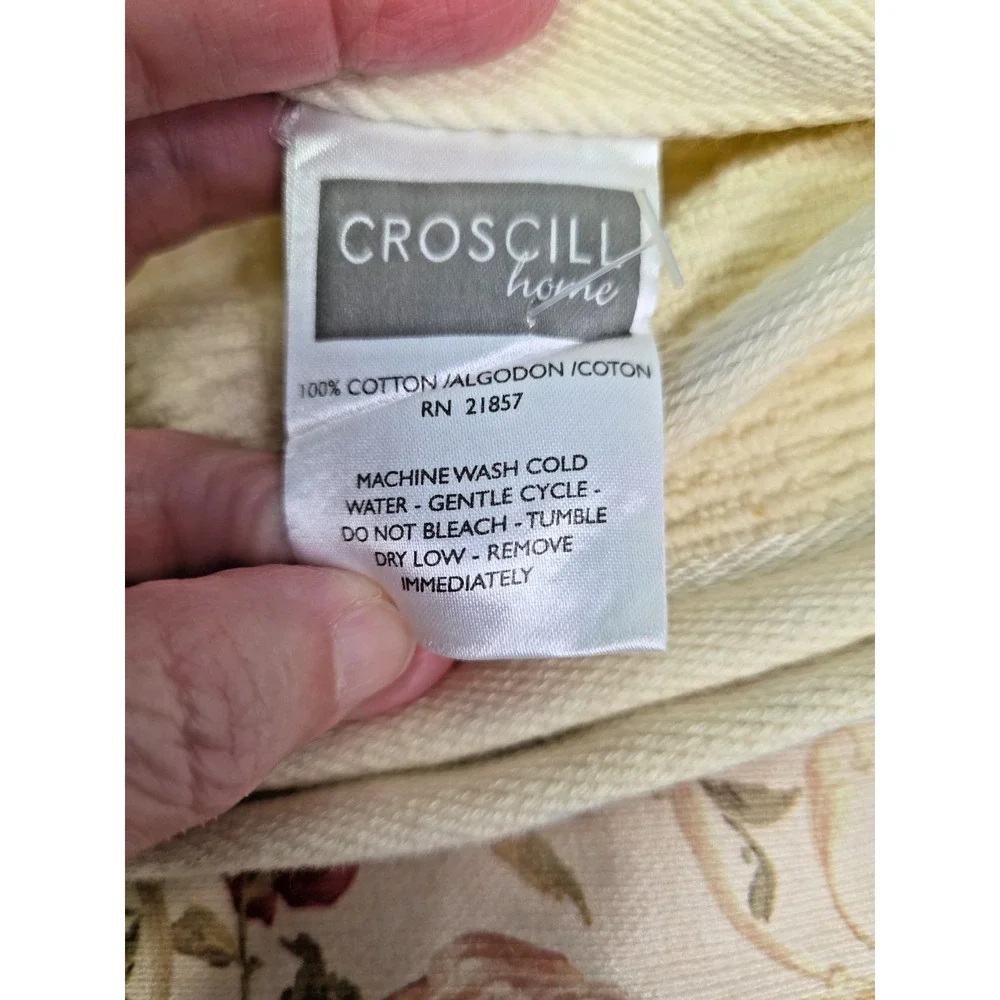 Croscill vintage bath