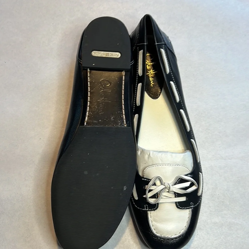 COLE HAAN Leather Flats