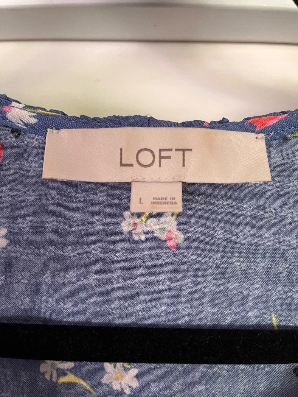 LOFT sleeveless top
