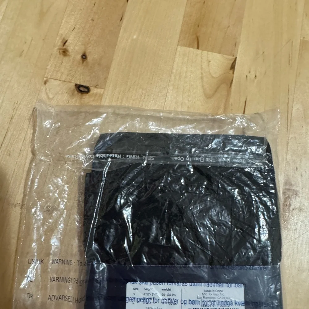 GAP nylon polyester