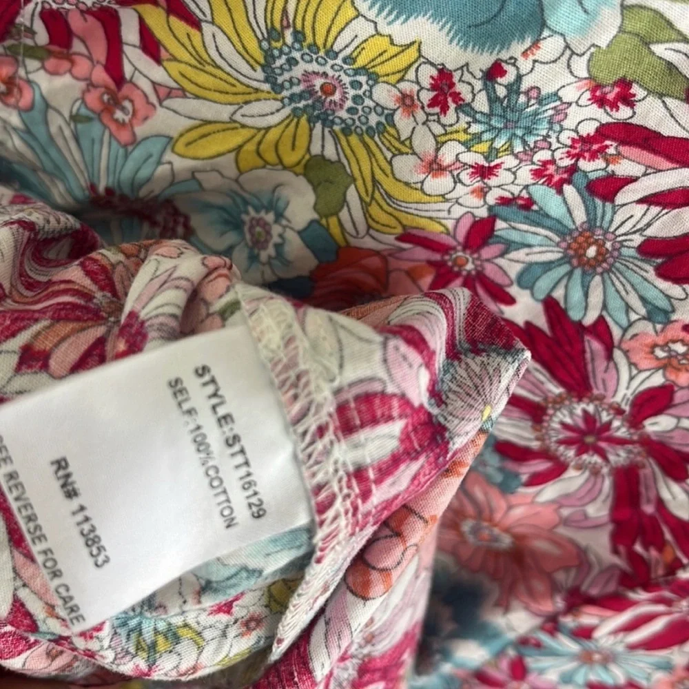 Sugarlips entry floral