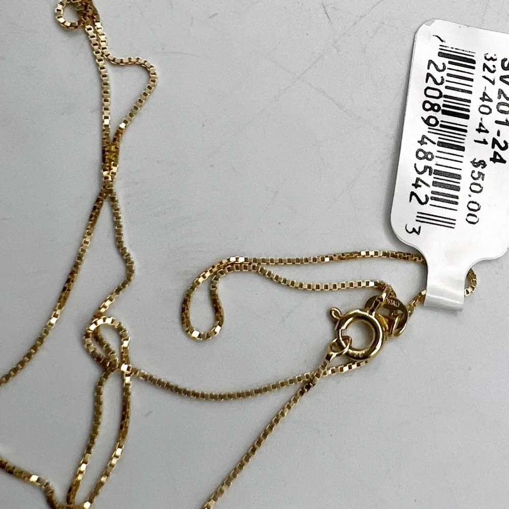 Boutique authentic louis