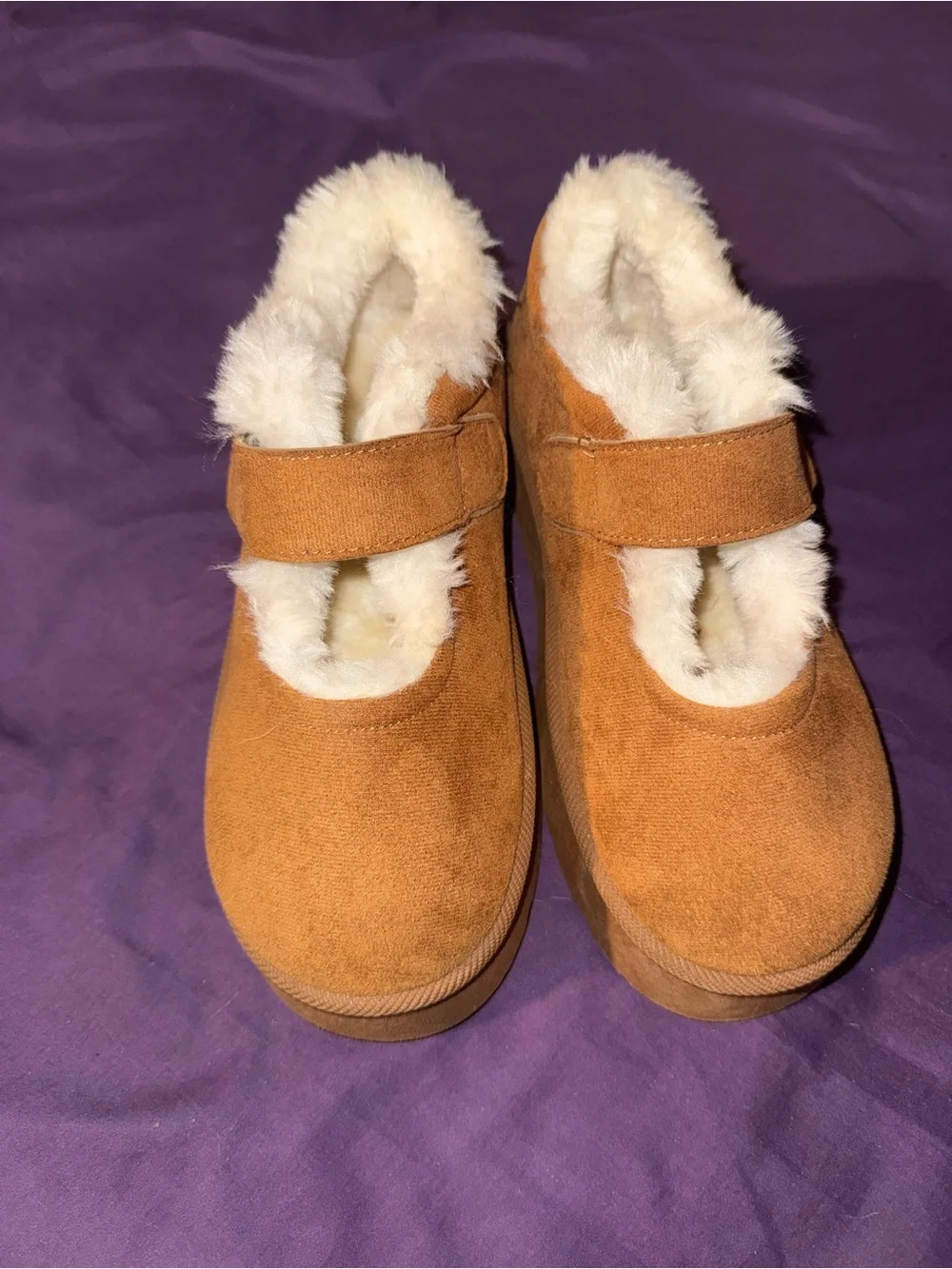 N/A comfortable tan