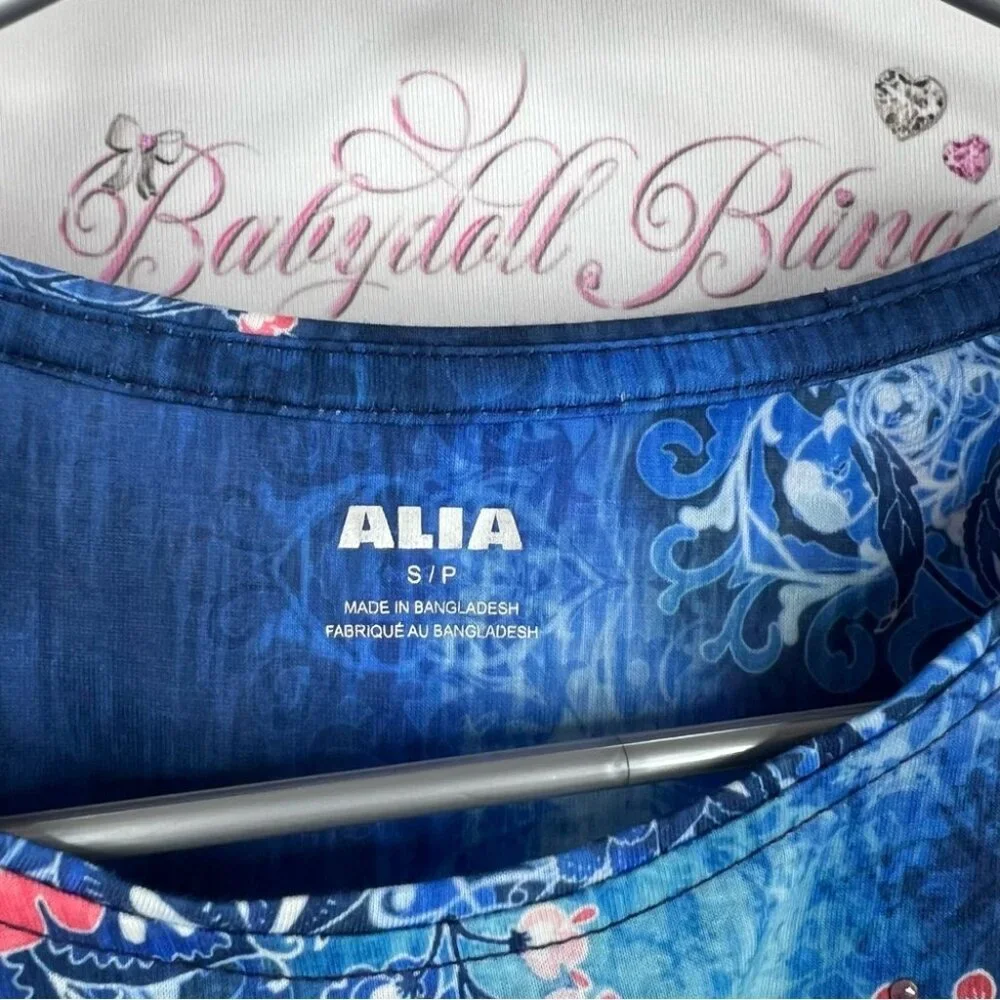 Alia chic floral