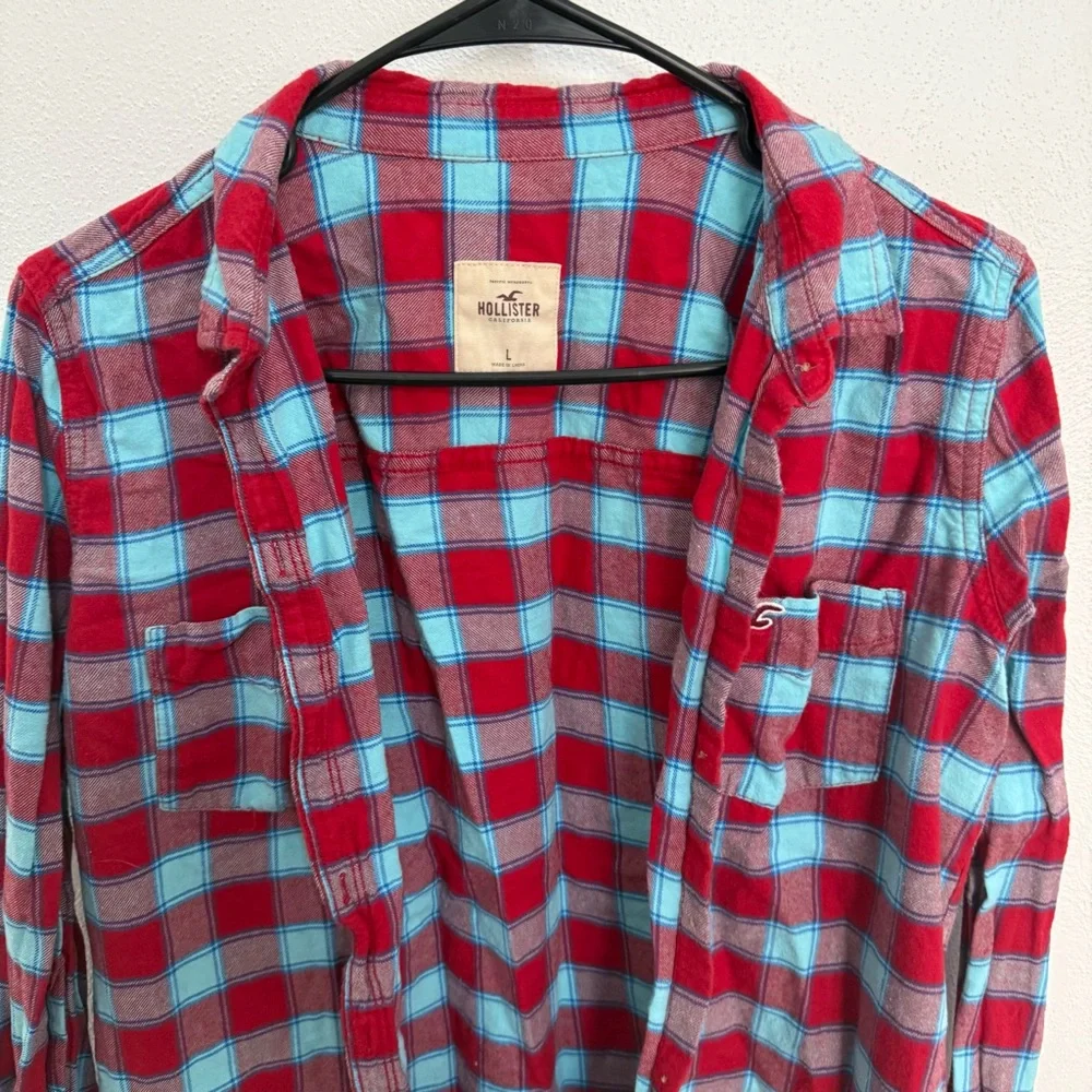 Hollister plaid button