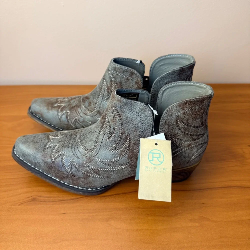 Roper womens riley