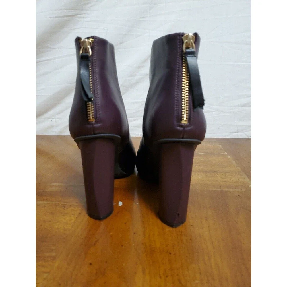 CAbi bisset leather