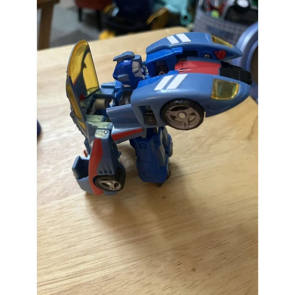 Hasbro transformers blurr
