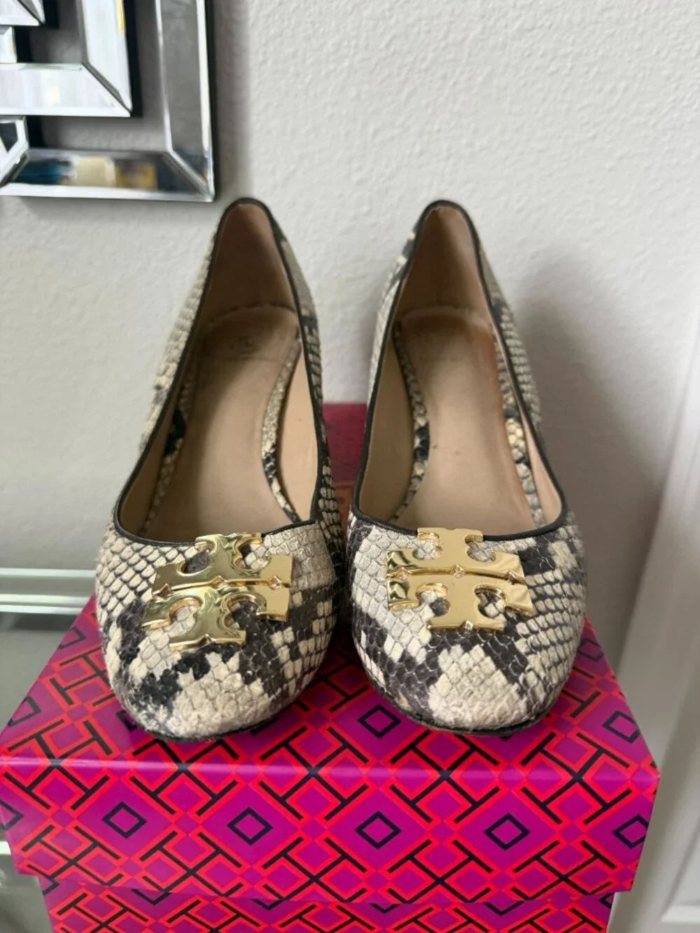 Tory Burch tory burch