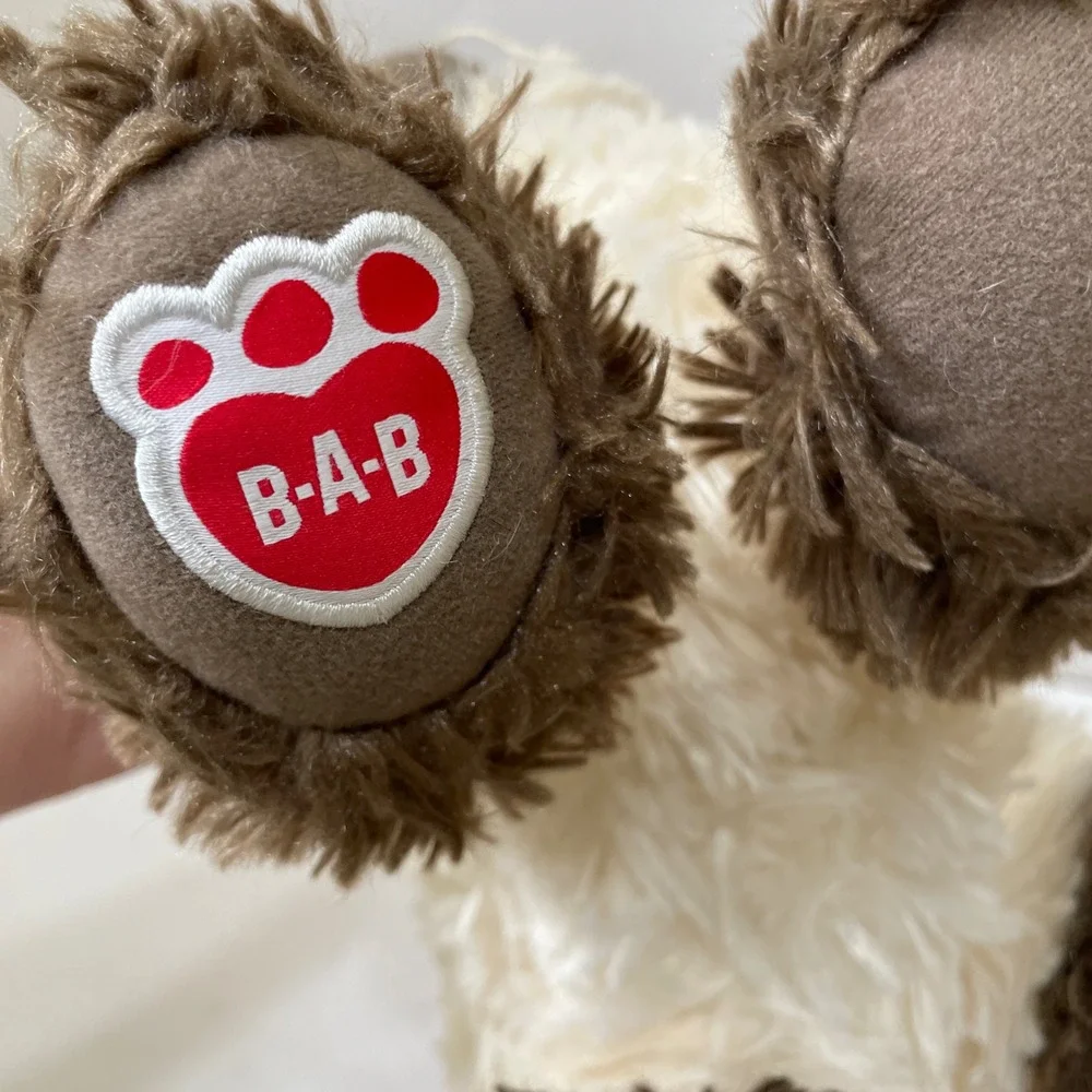 Build-A-Bear excellent build