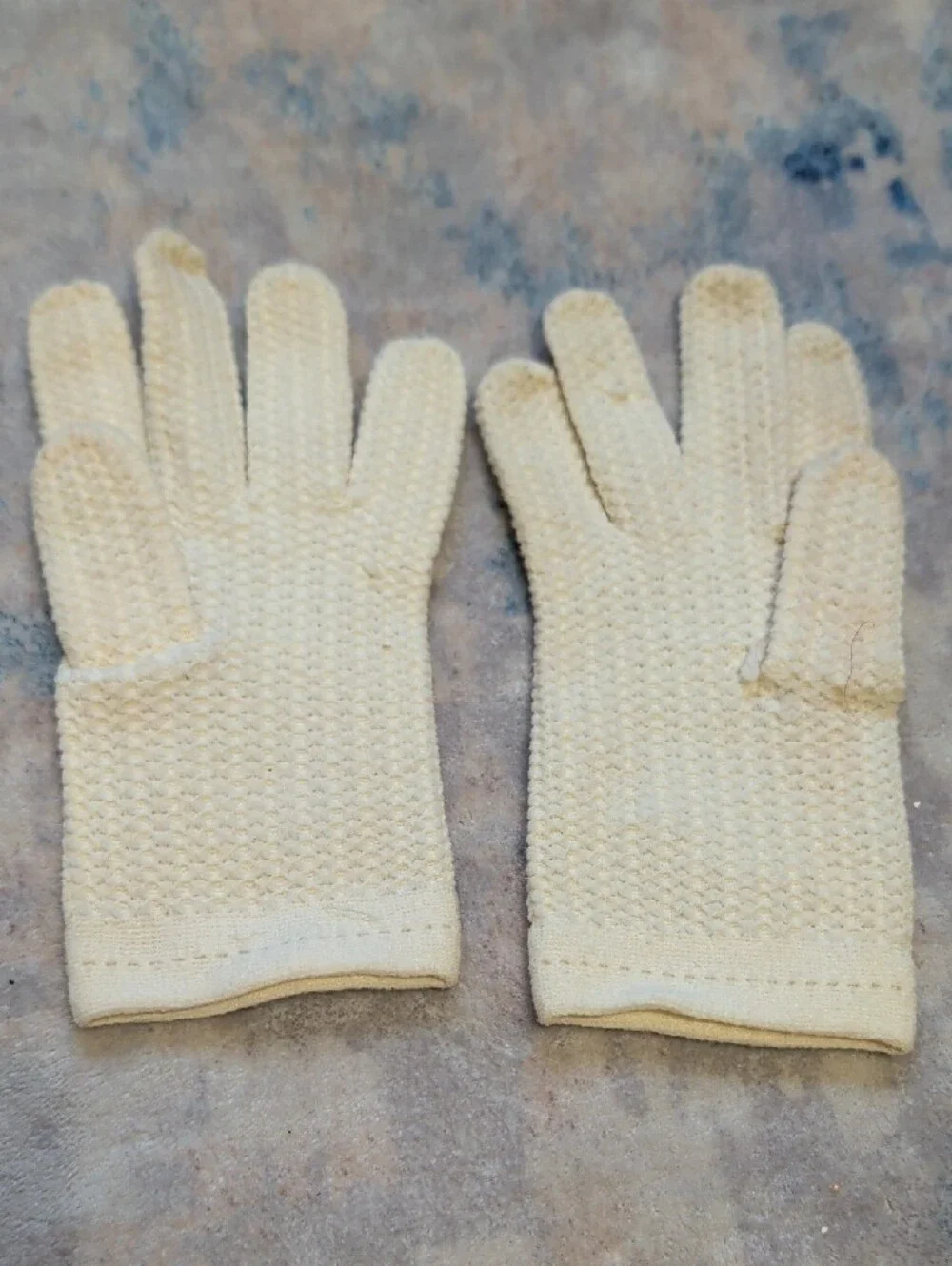 Unbranded soft cream