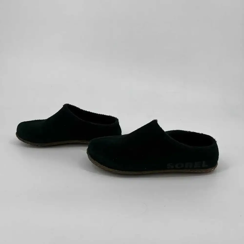 Sorel Black Slip-On Girls Slippers | Size 3G