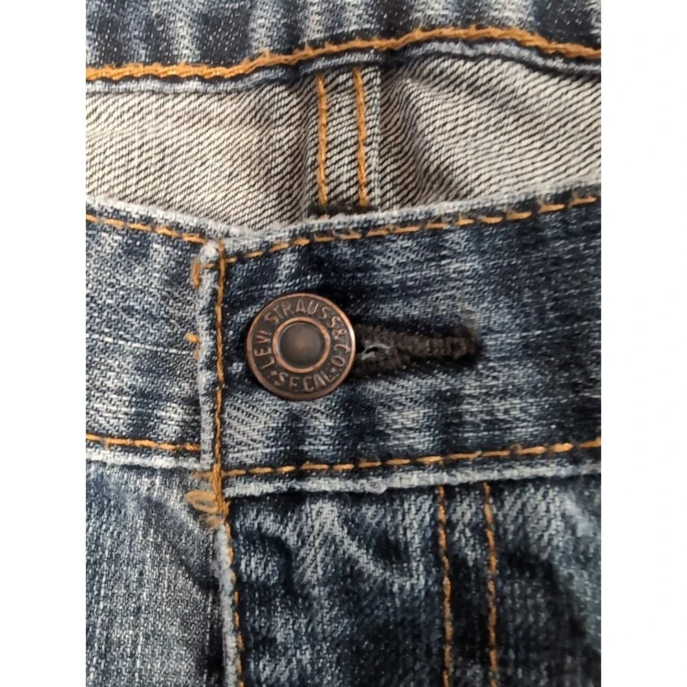 Levis levi 559