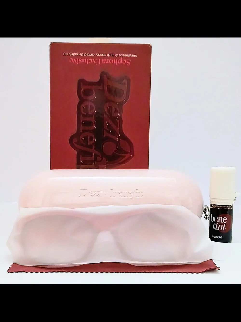 Benefit 🕶️ dezi