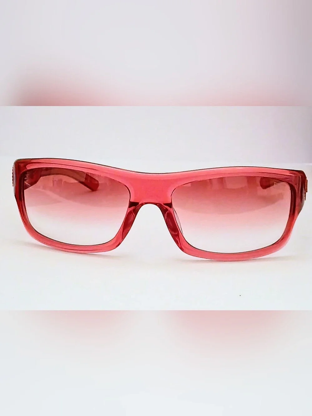 Benefit 🕶️ dezi