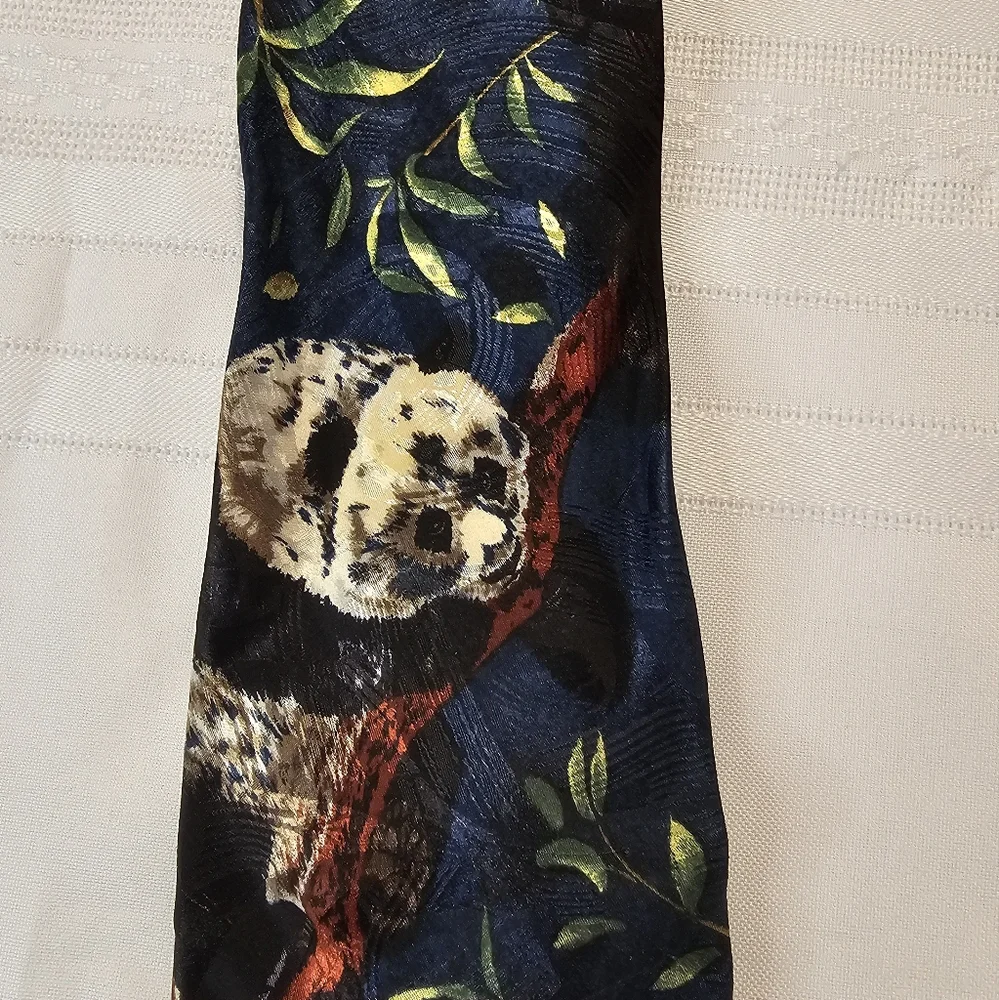 Endangered Species excellent vintage