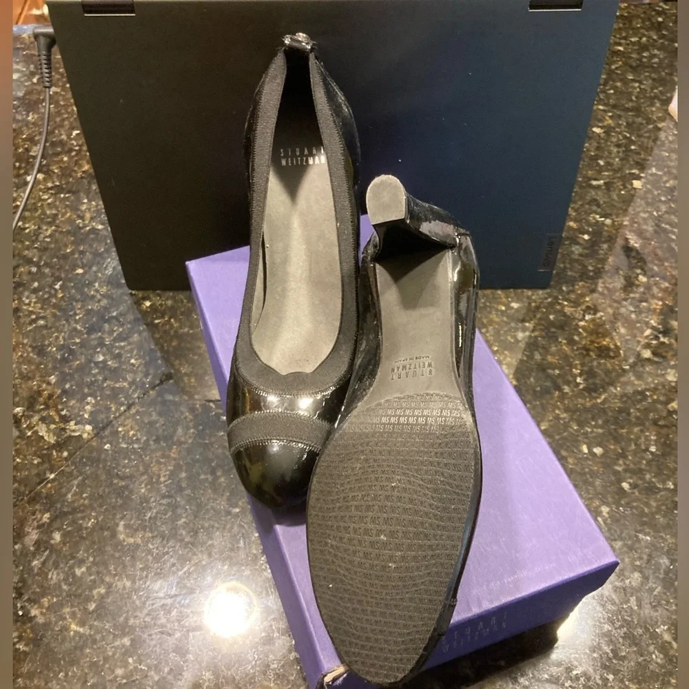 Stuart Weitzman ✨✨host pick✨✨
