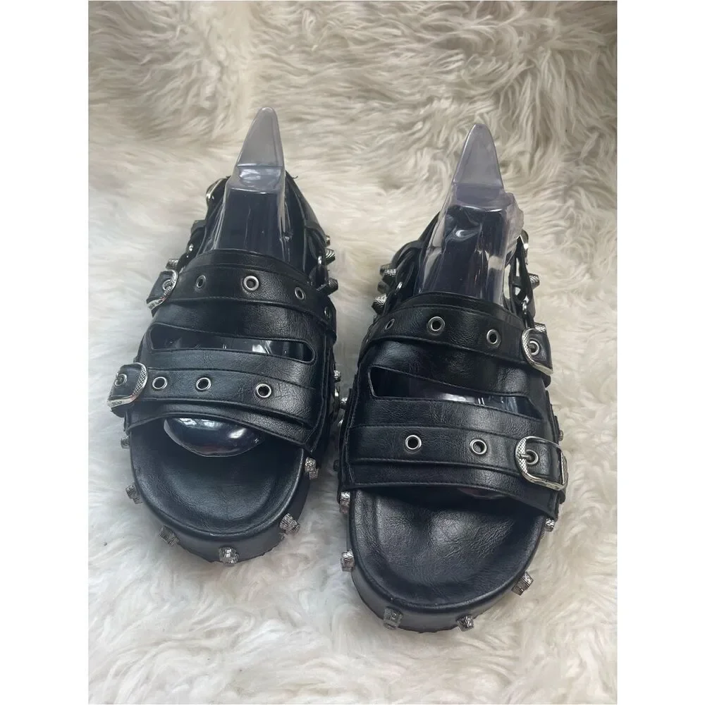 Vesta synthetic black